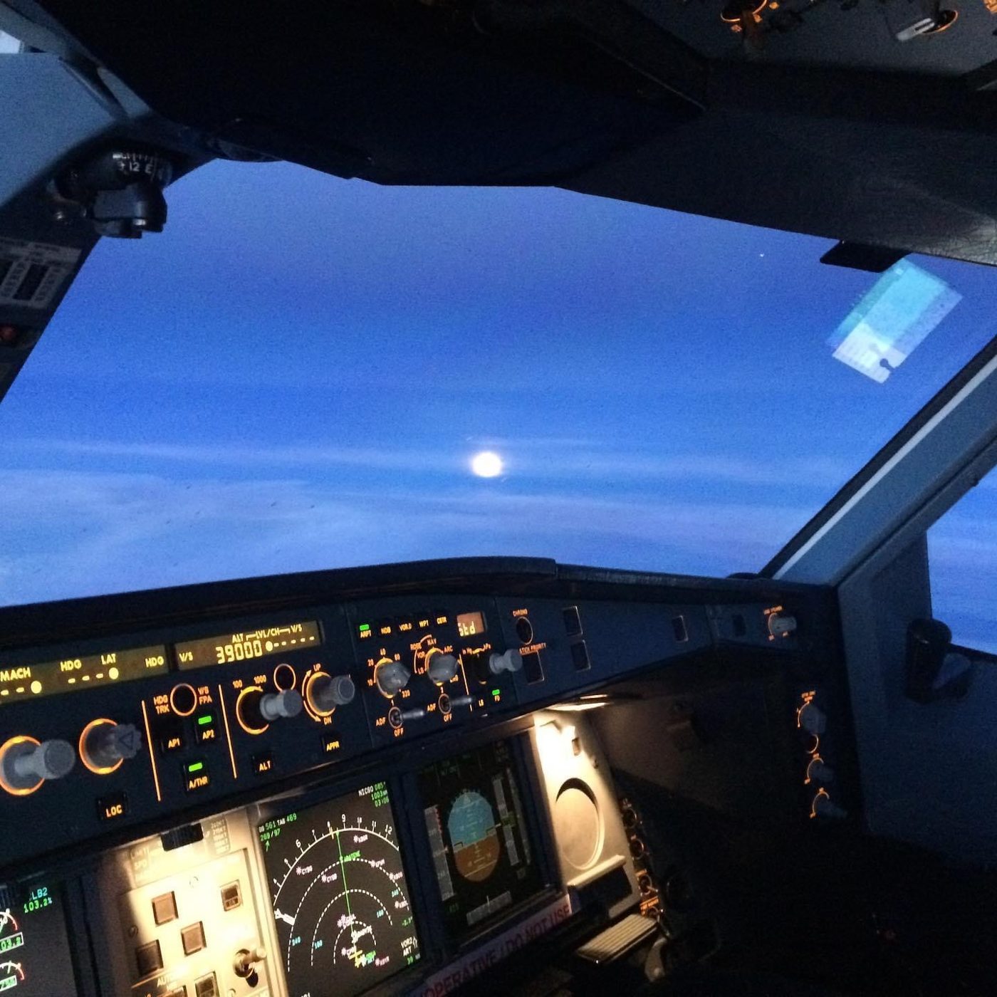 Cabina di pilotaggio in crociera